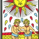 Il Simbolismo del Sole nel Tarocco di Marsiglia: Luce e Significato