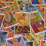 Le origini dei tarocchi di Marsiglia: un viaggio nel passato alla scoperta dei misteri delle carte